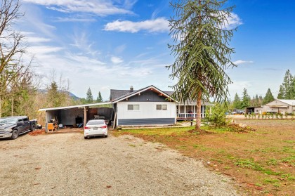 Photo 4 at 9386 Clay Street, Mission-West, Mission
