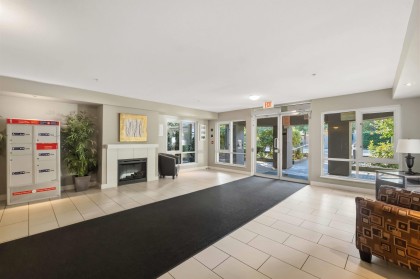 Photo 3 at 327 - 12248 224 Street, East Central, Maple Ridge
