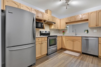 Photo 10 at 307 - 19241 Ford Road, Central Meadows, Pitt Meadows