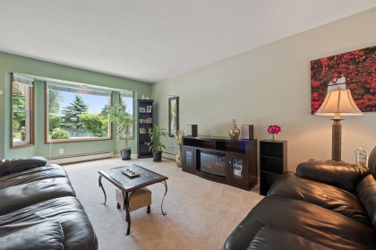 Photo 3 at 11523 Bonson Road, South Meadows, Pitt Meadows