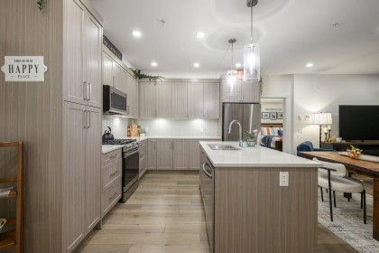 Photo 8 at 316 - 22633 Selkirk Avenue, East Central, Maple Ridge
