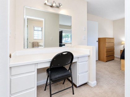 Photo 13 at 12232 Cypress Court, Mid Meadows, Pitt Meadows