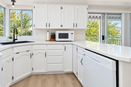 Photo 8 at 12232 Cypress Court, Mid Meadows, Pitt Meadows