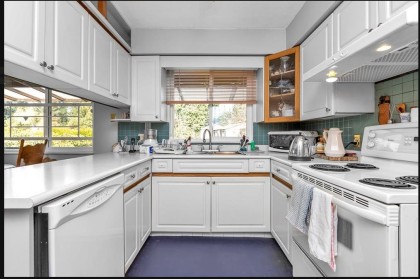 Photo 10 at 20932 Camwood Avenue, Southwest Maple Ridge, Maple Ridge