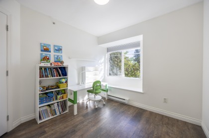 Photo 10 at 42 - 19141 124 Avenue, Mid Meadows, Pitt Meadows