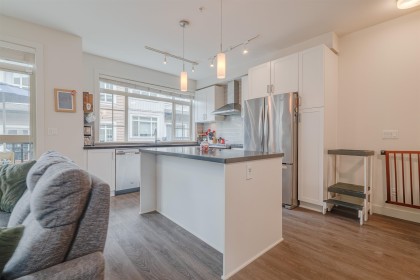 Photo 8 at 158 - 11305 240 Street, Cottonwood MR, Maple Ridge