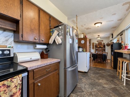 Photo 13 at 31081 Silverhill Road, Mission-West, Mission