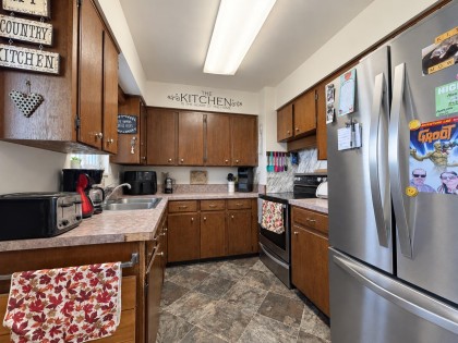 Photo 12 at 31081 Silverhill Road, Mission-West, Mission