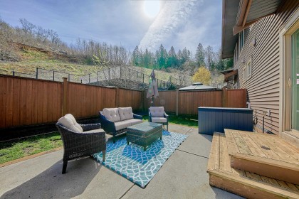 Photo 34 at 44 - 10480 248 Street, Thornhill MR, Maple Ridge