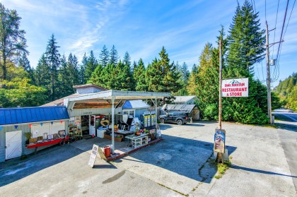 Photo 4 at 28588 Dewdney Trunk Road, Whonnock, Maple Ridge