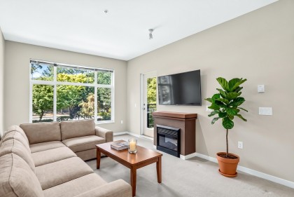 Photo 6 at 217 - 11950 Harris Road, Central Meadows, Pitt Meadows
