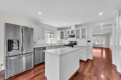 Photo 7 at 11698 206a Street, Southwest Maple Ridge, Maple Ridge