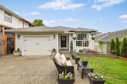 Photo 2 at 7461 Murray Street, Mission BC, Mission