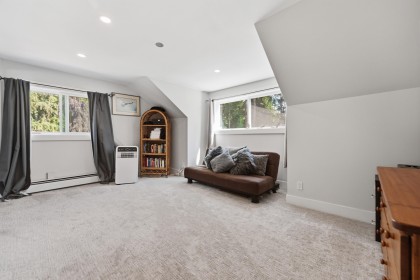 Photo 32 at 23257 Dogwood Avenue, East Central, Maple Ridge