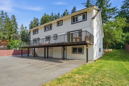 Photo 37 at 23257 Dogwood Avenue, East Central, Maple Ridge