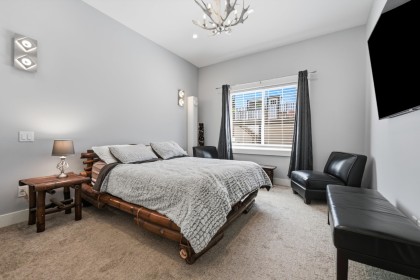 Photo 15 at 23257 Dogwood Avenue, East Central, Maple Ridge