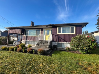 Photo 1 at 21776 Mountainview Crescent, West Central, Maple Ridge