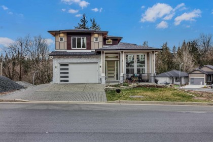 Photo 1 at 33945 Tooley Place, Mission BC, Mission