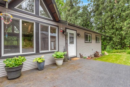 Photo 1 at 31648 Grove Avenue, Mission BC, Mission