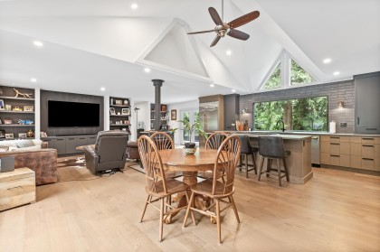 Photo 4 at 31648 Grove Avenue, Mission BC, Mission
