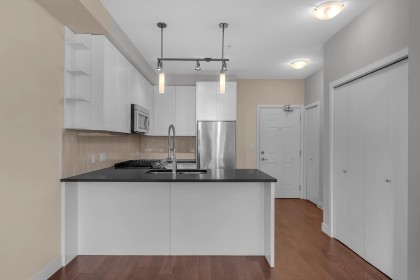 Photo 6 at 308 - 12409 Harris Road, Mid Meadows, Pitt Meadows