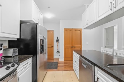 Photo 7 at 107 - 11935 Burnett Street, East Central, Maple Ridge