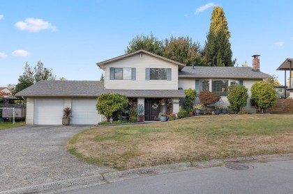 Photo 1 at 8365 Aster Terrace, Mission BC, Mission