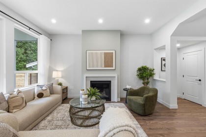 Photo 4 at 23387 Seymour Avenue, Silver Valley, Maple Ridge