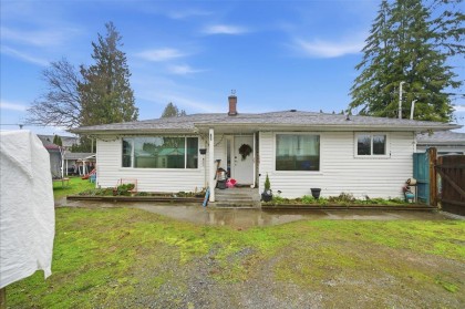 Photo 2 at 12357 189a Street, Central Meadows, Pitt Meadows
