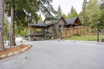 Photo 2 at 27242 Dewdney Trunk Road, Northeast, Maple Ridge