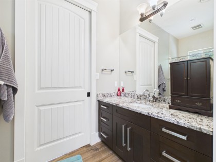 Photo 17 at 27242 Dewdney Trunk Road, Northeast, Maple Ridge
