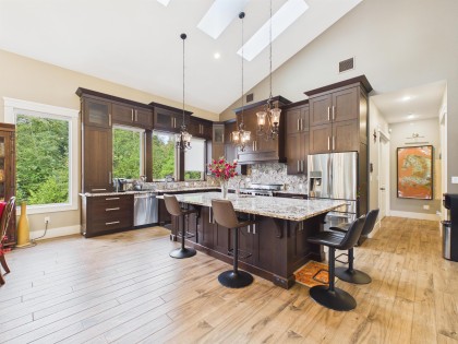 Photo 9 at 27242 Dewdney Trunk Road, Northeast, Maple Ridge