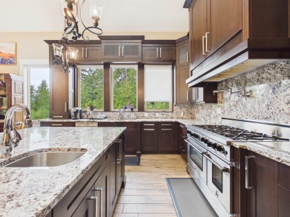 Photo 11 at 27242 Dewdney Trunk Road, Northeast, Maple Ridge