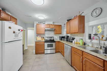 Photo 16 at 21673 River Road, West Central, Maple Ridge