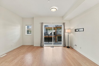 Photo 6 at 25 - 22810 113 Avenue, East Central, Maple Ridge