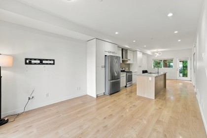 Photo 4 at 25 - 22810 113 Avenue, East Central, Maple Ridge