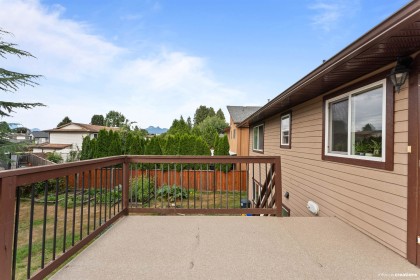 Photo 34 at 20445 Thorne Avenue, Southwest Maple Ridge, Maple Ridge