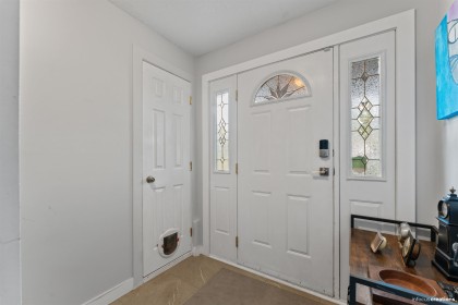 Photo 14 at 20445 Thorne Avenue, Southwest Maple Ridge, Maple Ridge