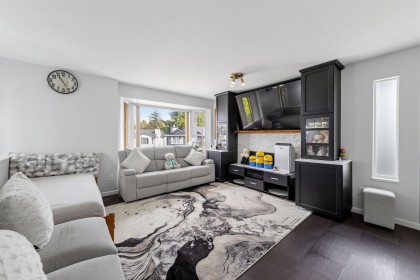 Photo 3 at 22442 125 Avenue, East Central, Maple Ridge