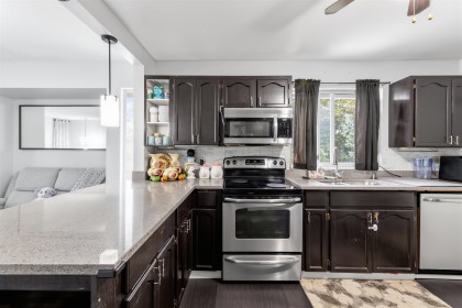 Photo 9 at 22442 125 Avenue, East Central, Maple Ridge