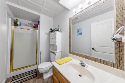 Photo 34 at 22442 125 Avenue, East Central, Maple Ridge