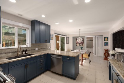 Photo 8 at 21328 Campbell Avenue, West Central, Maple Ridge