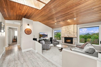 Photo 3 at 12461 Meadow Brook Place, Northwest Maple Ridge, Maple Ridge