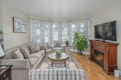 Photo 10 at 22987 123b Avenue, East Central, Maple Ridge