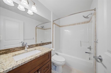 Photo 16 at 307 - 22858 Lougheed Highway, East Central, Maple Ridge