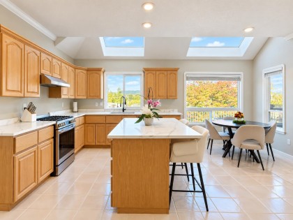 Photo 11 at 33163 Hawthorne Avenue, Mission BC, Mission