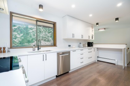 Photo 3 at 27573 Sayers Crescent, Northeast, Maple Ridge