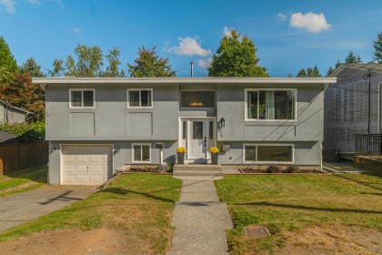 Photo 2 at 7820 Falcon Crescent, Mission BC, Mission