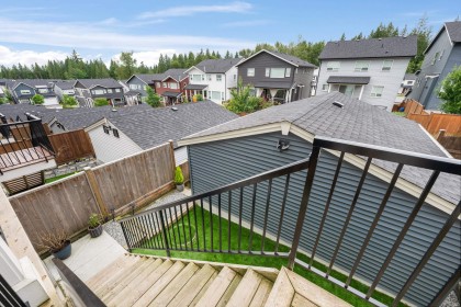 Photo 10 at 25097 112 Avenue, Thornhill MR, Maple Ridge
