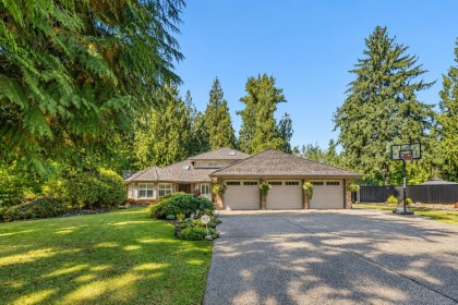 Photo 1 at 11 - 23100 129 Avenue, East Central, Maple Ridge